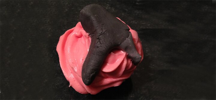 Catwoman cupcake