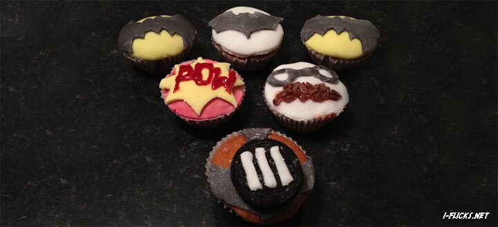 The Dark Knight Rises cupcakes