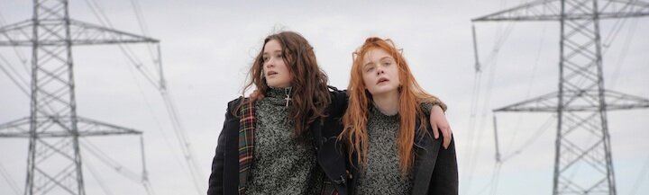 Alice Englert, Dakota Fanning in Ginger and Rosa