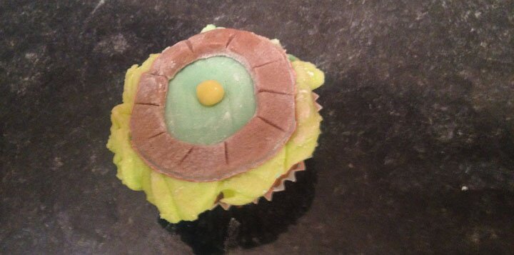 The Hobbit cupcake - Bag End