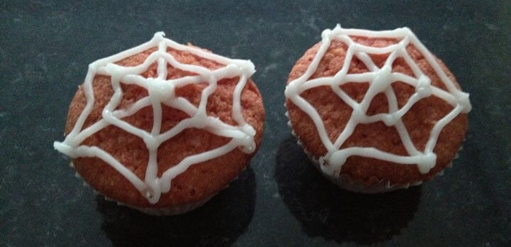 Spider-Man web cupcakes